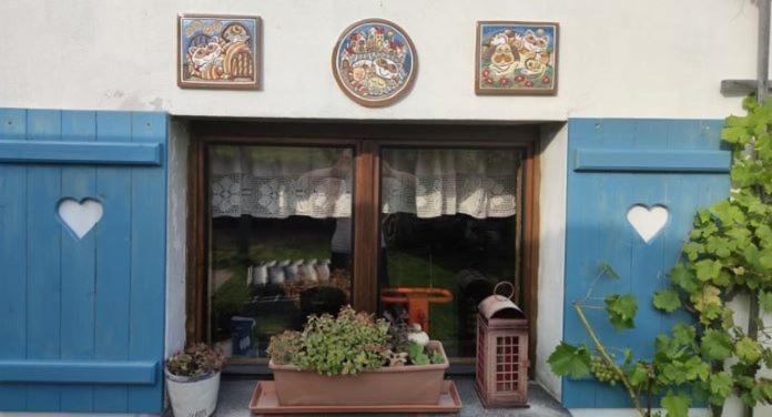 Stodola Vila Cetenov Exterior foto